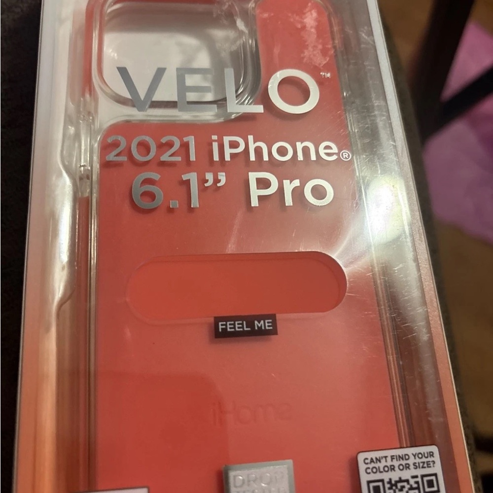 Nip Red iPhone 6.1" Pro Case 12 pro